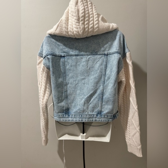 Blank Nyc denim sweater 😍 jacket! oversized Xtra small ,I’m medium and fits me - Picture 5 of 7